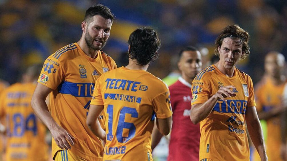 Gignac aseguró ser exigente con los jóvenes mexicanos