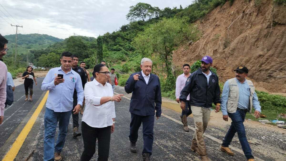 El presidente fue a Guerrero luego del desastre natural. 