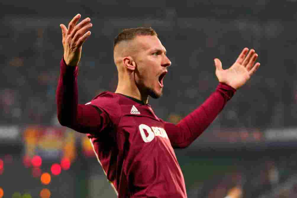 Lukas Haraslin celebra su gol ante el Betis