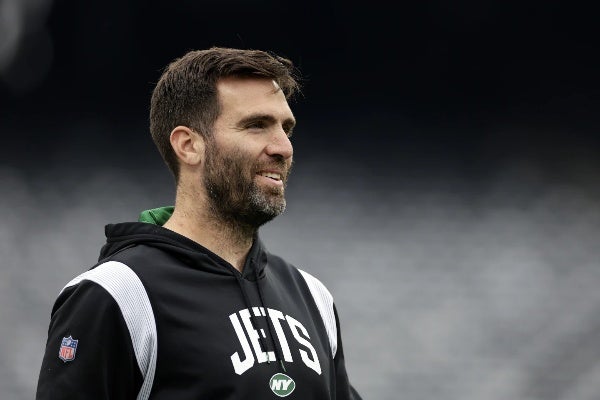 Joe Flacco jugando con los Jets 