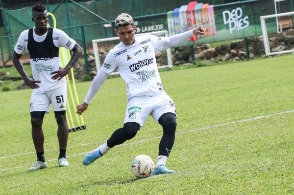 Teófilo Gutiérrez entrenando con Deportivo Cali