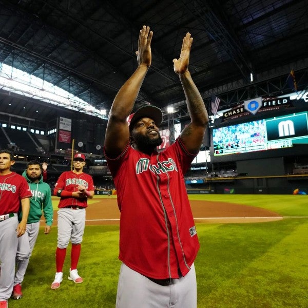 Arozarena jugando con México el Clásico Mundial de Beisbol