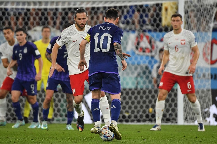 Lionel Messi contra Polonia