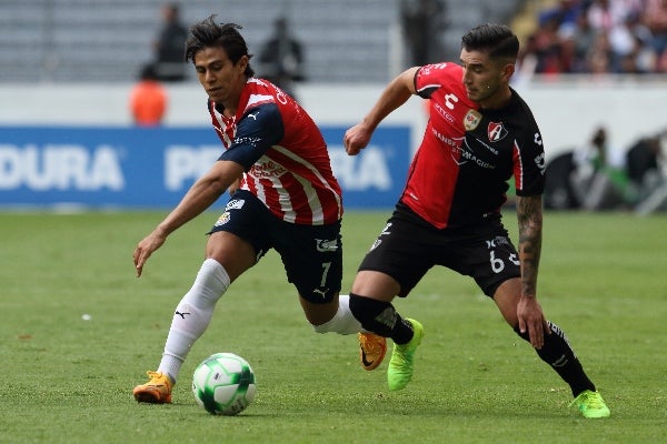 Macías jugando contra Atlas en el Clausura 2022