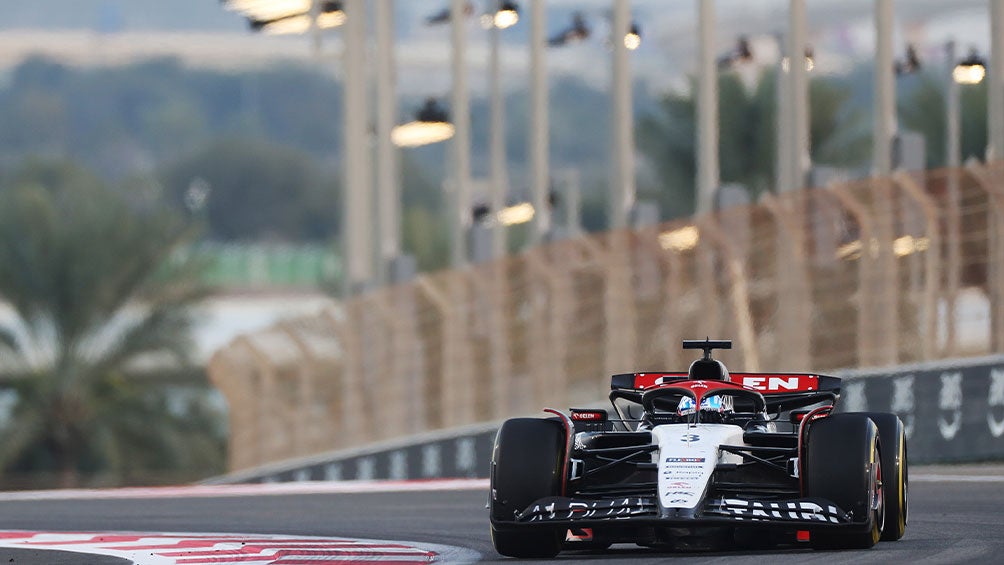 Daniel, en la pista de Yas Marina, el último GP de la temporada