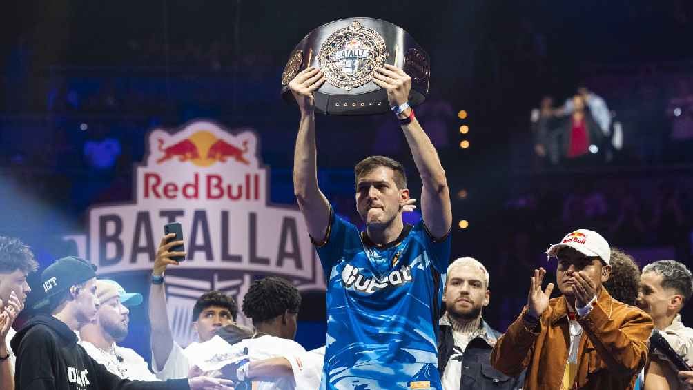 Chuty se corona en Red Bull Batalla 2023 y reconoce el legado de Aczino 