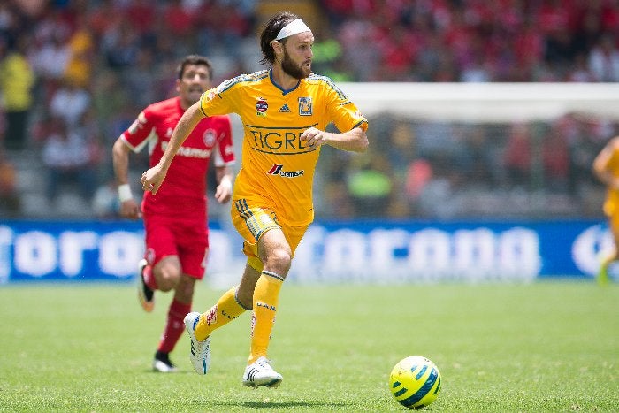 Luis Gerardo Lugo en un partido de Tigres