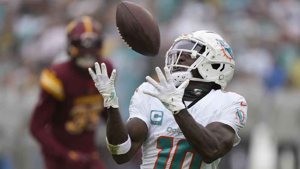 Dolphins humillan 45-15 a Washington con un Tyreek Hill arrollador