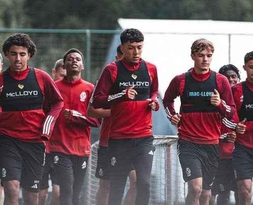 Jorge Ruvalcaba en un entrenamiento del Standard Lieja