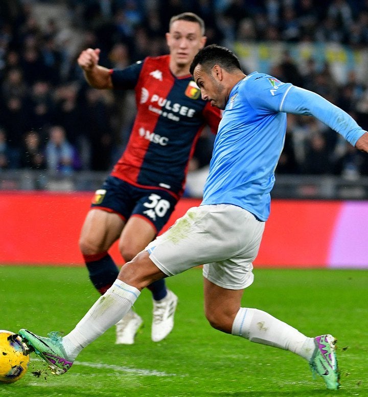 Lazio venció 1-0 a Genoa en la Coppa Italia