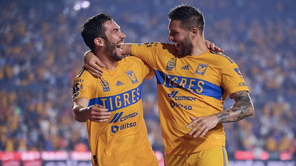 Vigón festejando con Gignac