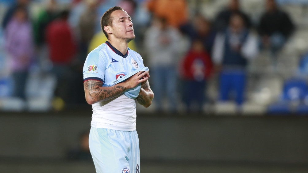 Jesús Dueñas tuvo pocos minutos con Cruz Azul