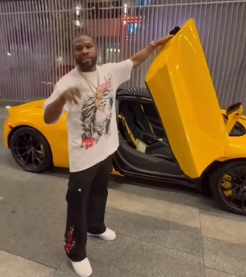 Floyd Mayweather presumió su nuevo coche