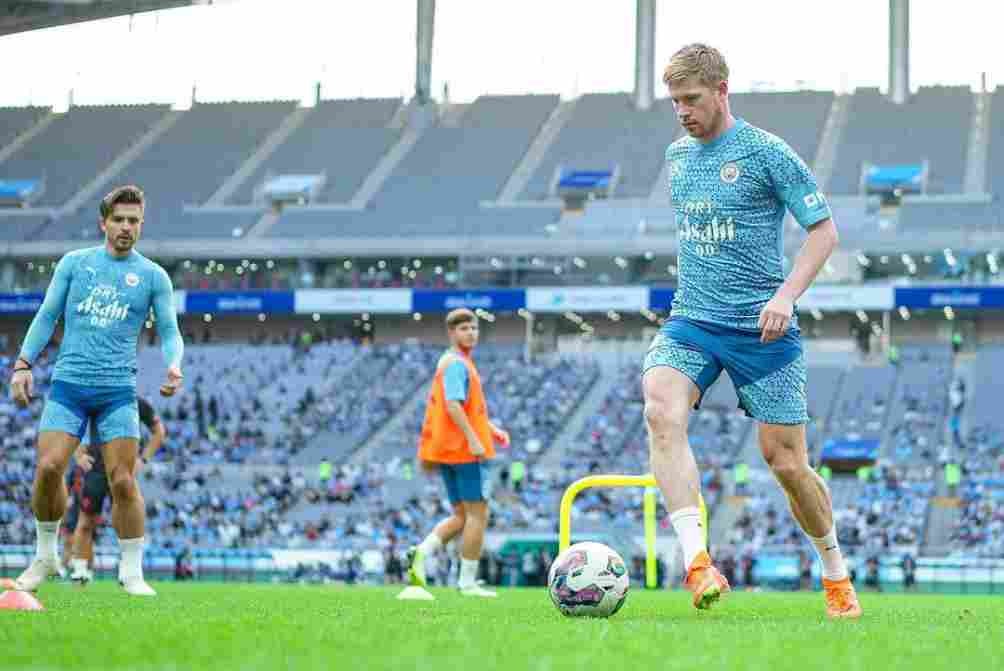 De Bruyne en entrenamiento con el City antes de su lesión