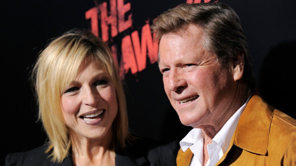 Ryan O’Neal posee su estrella en el Paseo de la Fama en Hollywood