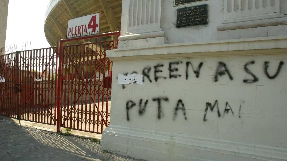 También hay muchas personas que se oponen a las corridas por el matrato a los toros.