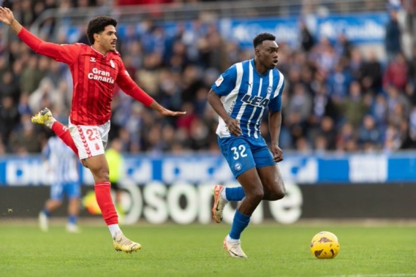 Alavés cayó en casa 