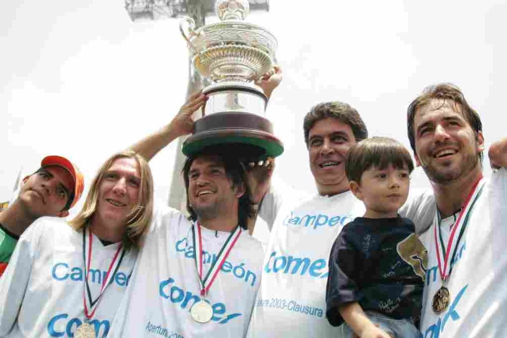 Augusto como jugador en un Campeón de Campeones