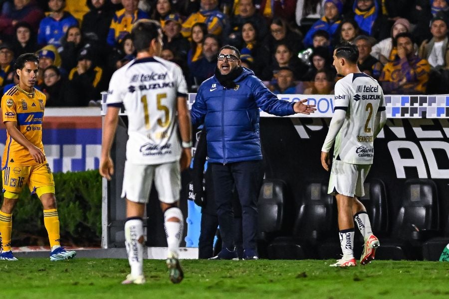 'Turco' Mohamed regresó a Pumas a Semifinales