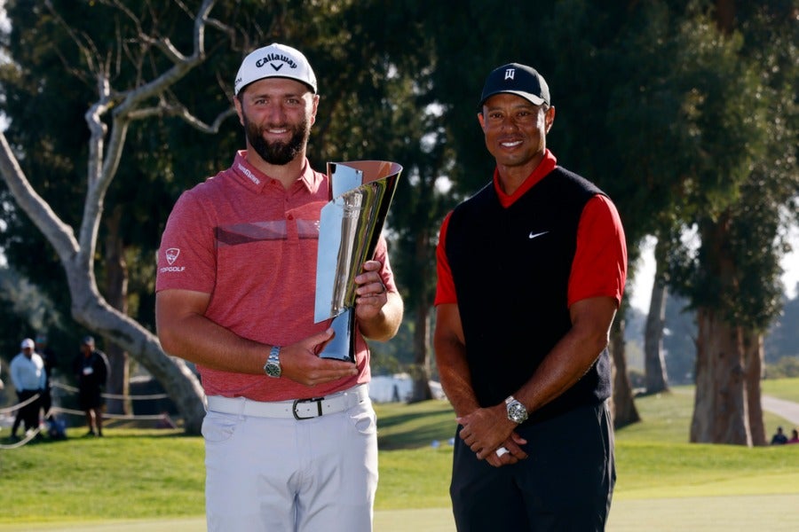 Jon Rahm con Tiger Woods