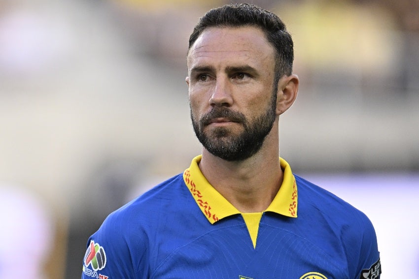 Miguel Layún previo a un partido del América