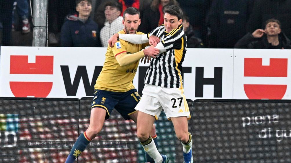 Juventus empata con Genoa y deja escapar el liderato, Johan Vásquez juega 45 minutos 