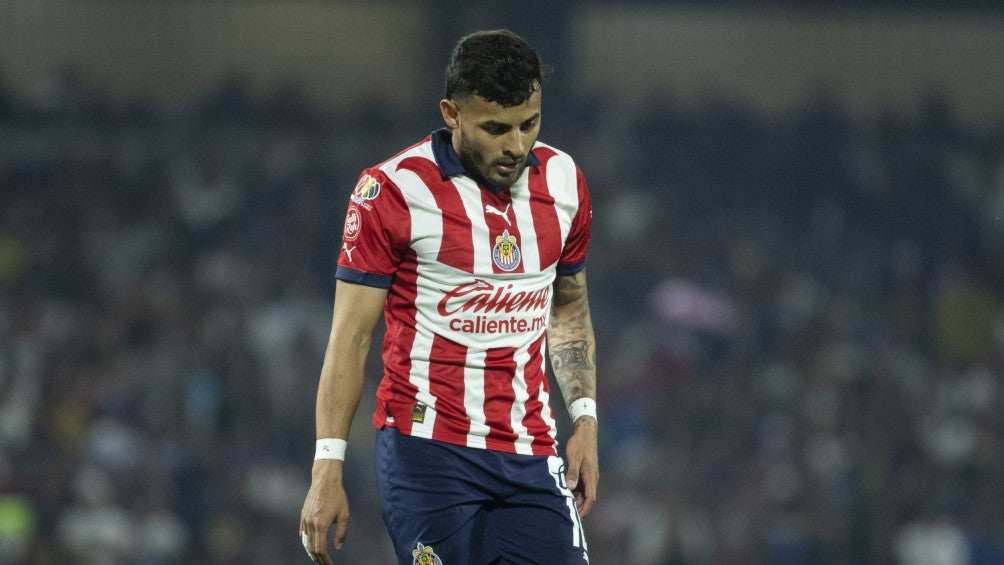 Alexis Vega fue separado del plantel durante la gestión de Paunovic en Chivas