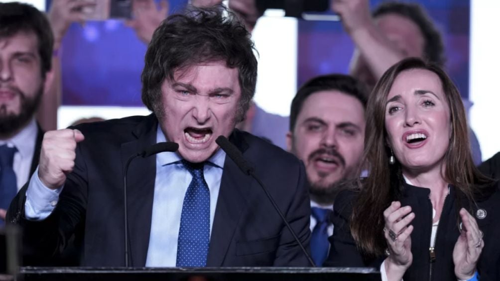 Milei durante un debate