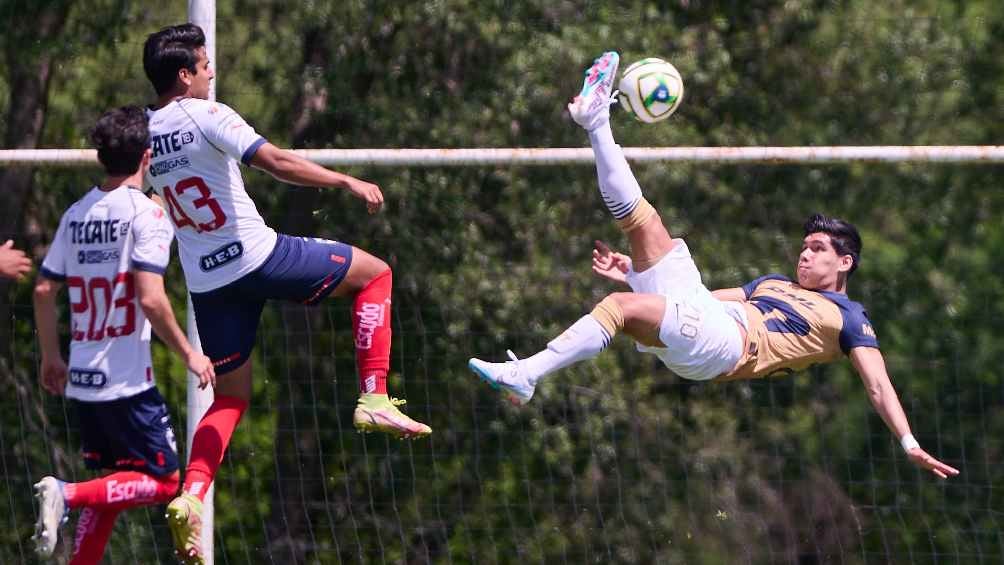 Confirmó su salida en redes