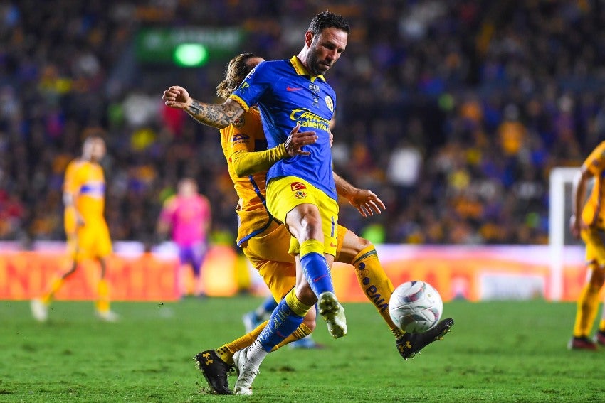 Miguel en partido con Tigres 