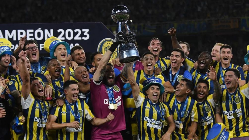 Rosario Central festejando el campeonato