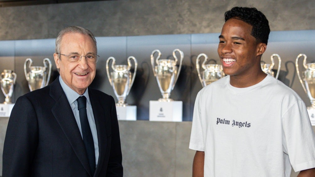 Florentino Pérez recibe a Endrick en la Ciudad Real Madrid