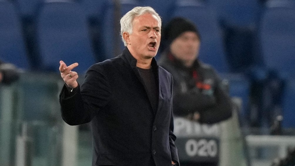 Mourinho es investigado en Italia por insultos a un arbitro