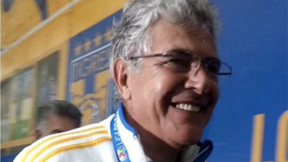 Previamente Ferretti ya se había quitado el bigote