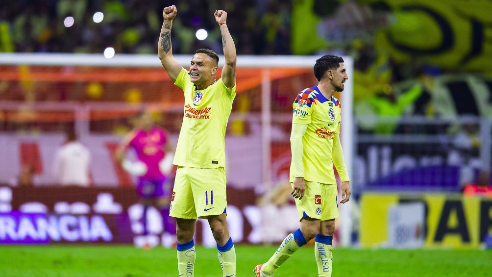 Rodríguez marcó el tercer gol del encuentro al final del tiempo extra