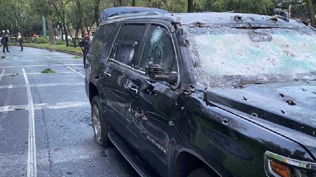 Así quedó la camioneta en la que viajaba Harfuch, tras el atentado en 2020.