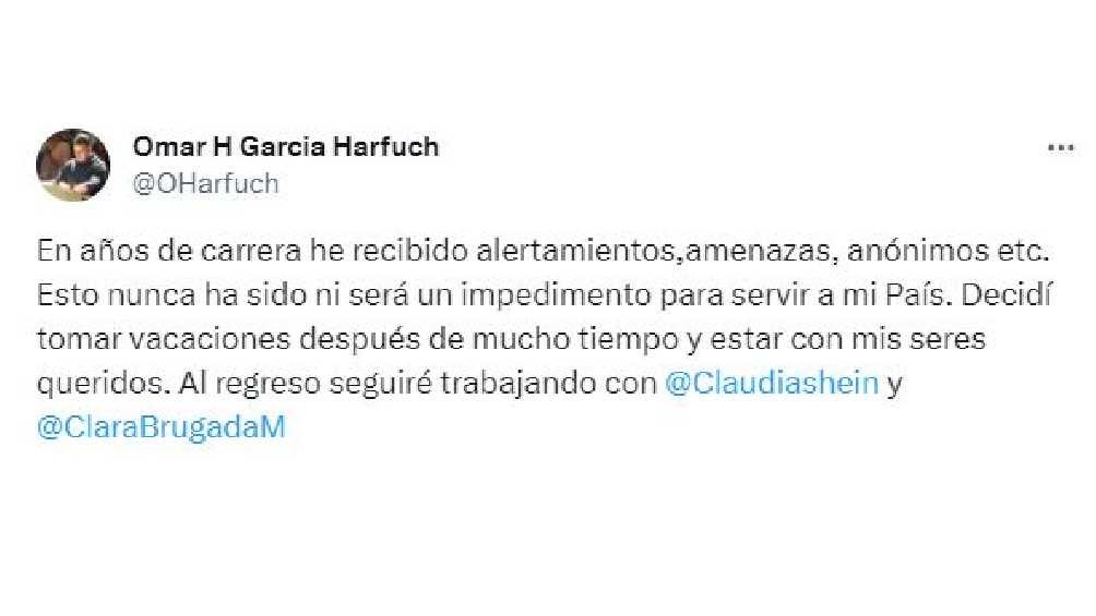 García Harfuch aceptó que salió del país, pero para irse de vacaciones. 