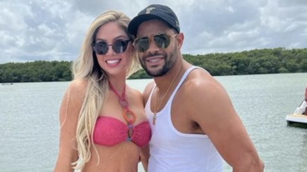 Camila y el futbolista de vacaciones