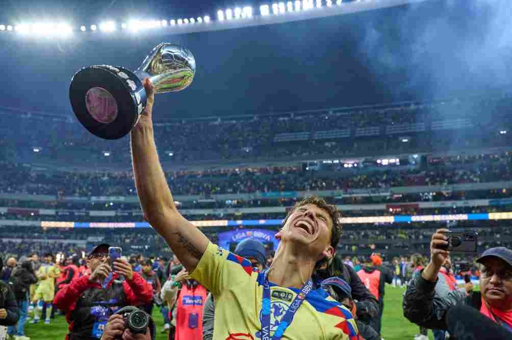 Lichnovsky durante la celebración de América