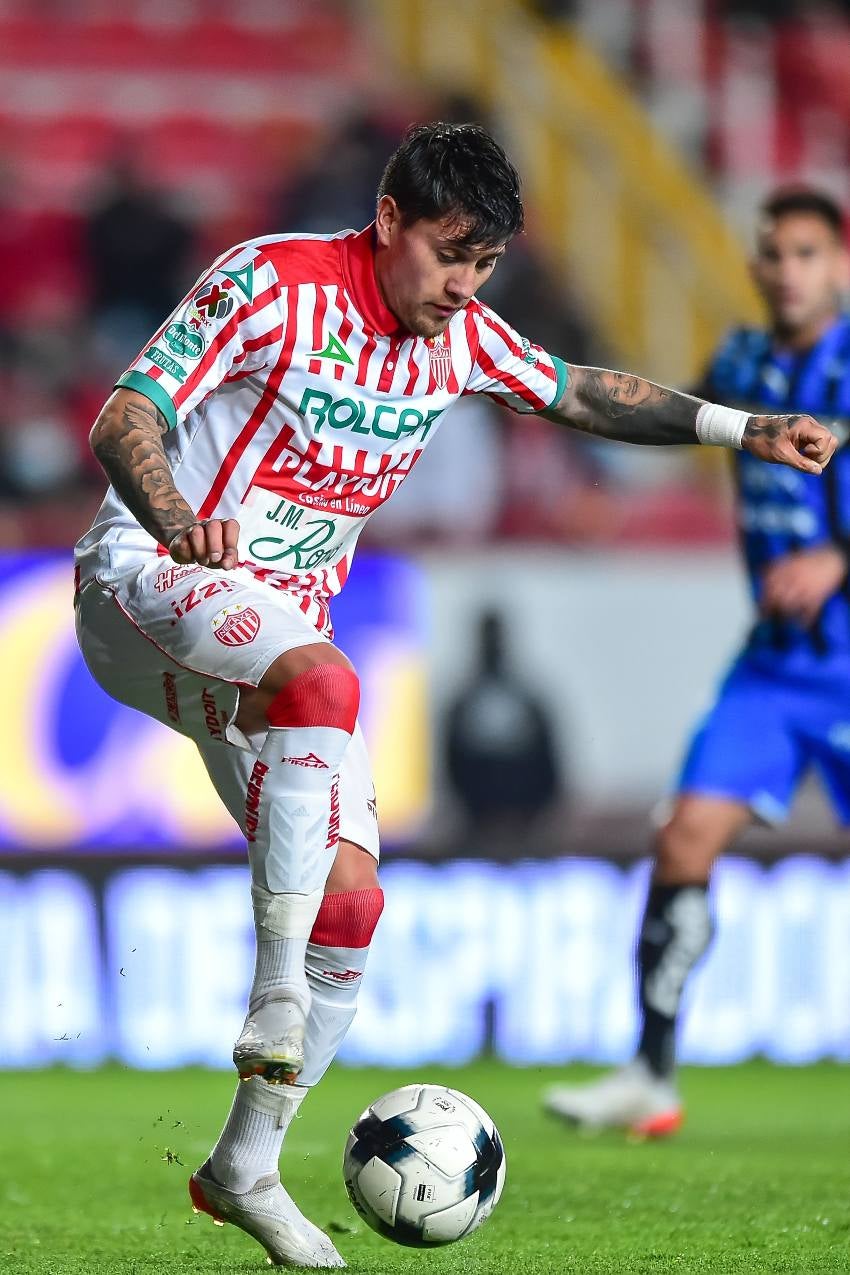 Castillo en su paso por Necaxa