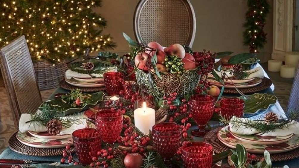 Mesa de cena de navidad