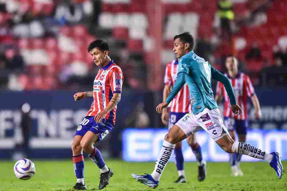 Ambriz contra Atlético San Luis en el Apertura 2023