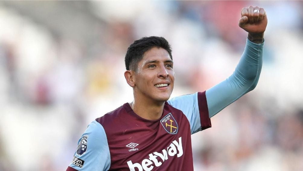 Edson protagoniza la felicitación del West Ham en redes sociales