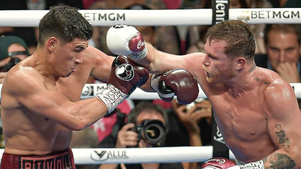 Canelo podría buscar la revancha ante Bivol