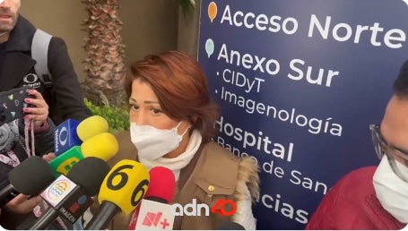 Alejandra Guzmán afirma que su mamá está estable y fuera de peligro.