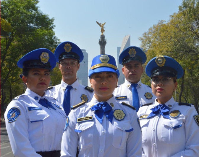 Personal de seguridad estará vigilando que la gente se comporte correctamente.