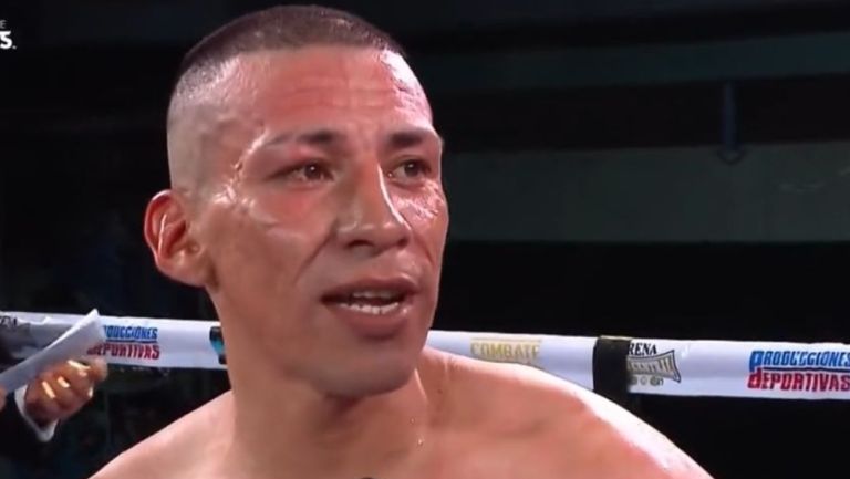 Boxeador mexicano comparte su superación a las drogas tras ganar en su debut 