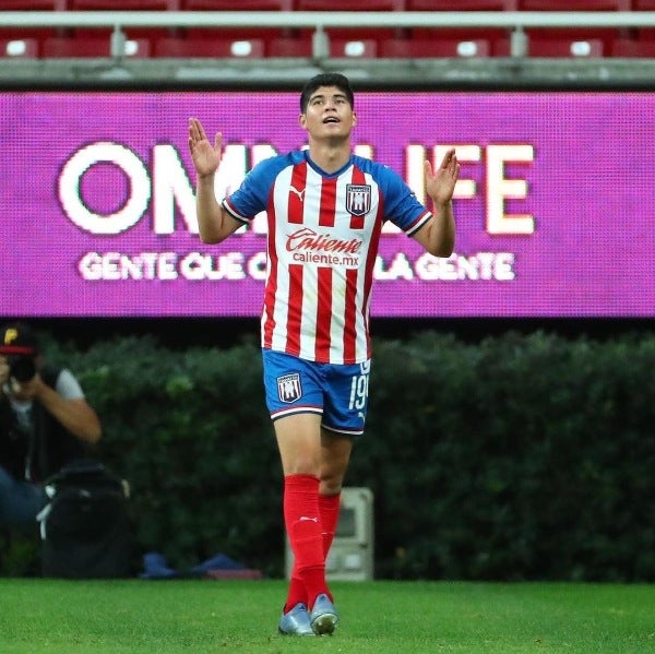 Zahid Muñoz celebrando su gol 
