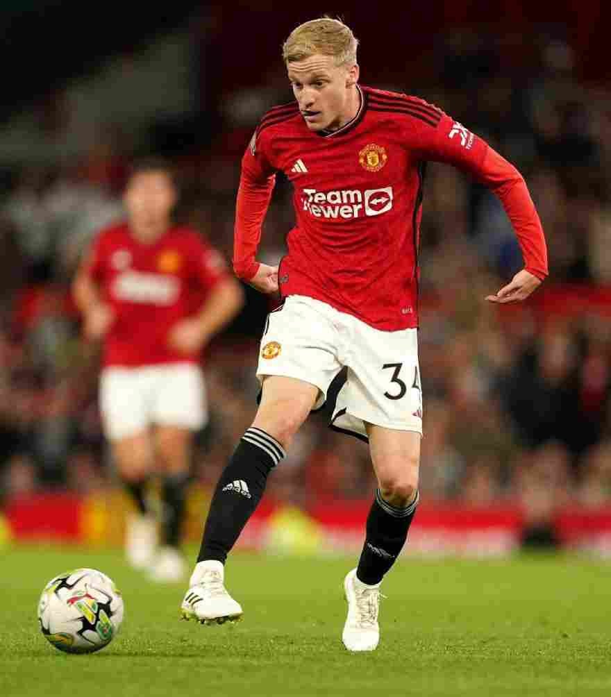 Van de Beek con el Manchester United