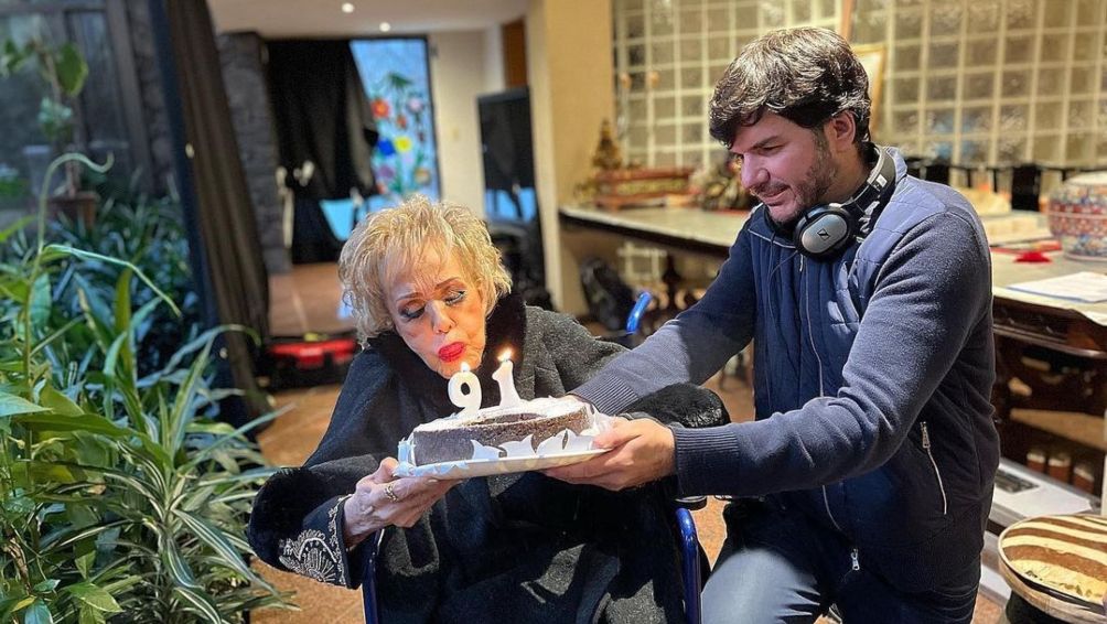 Silvia Pinal celebrando su cumpleaños 91